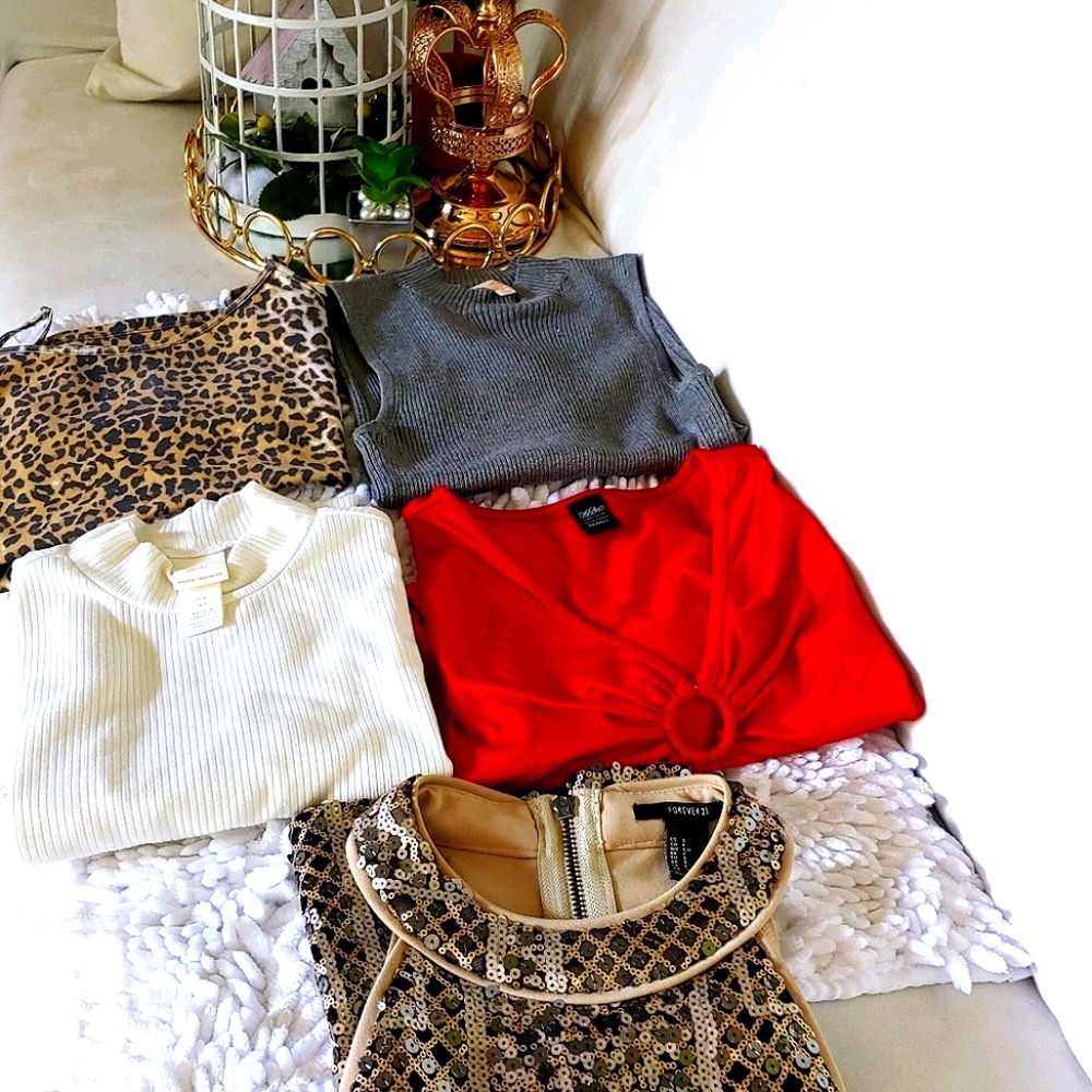 Tshirt 5 sale  forever 21 etc .....🌹